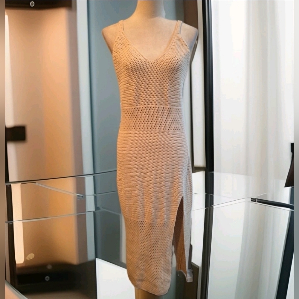 207 Forever 21 Beige Knit Midi Dress